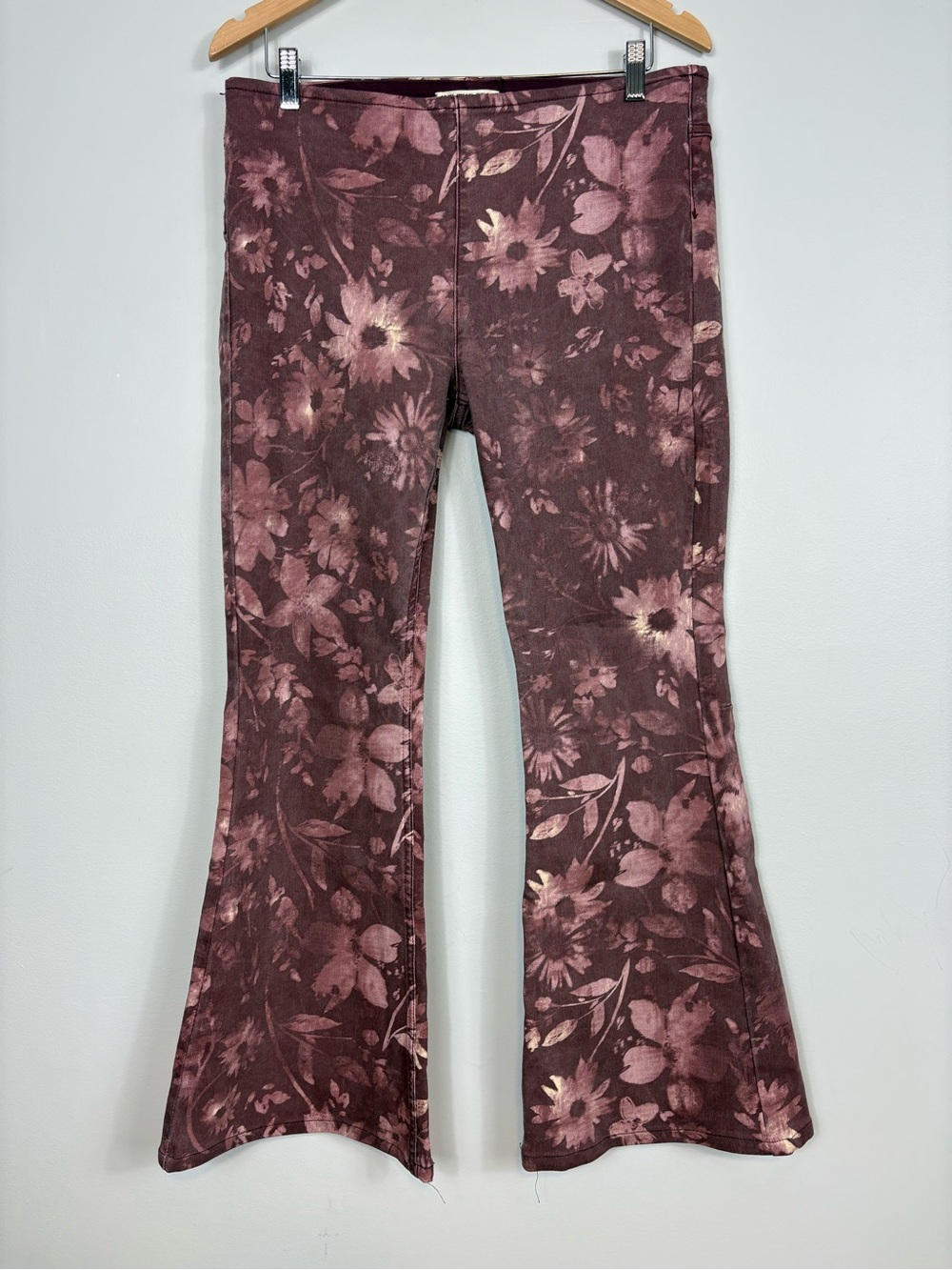 New Free People Penny Pull-On Printed Flare Jeans Sz 32